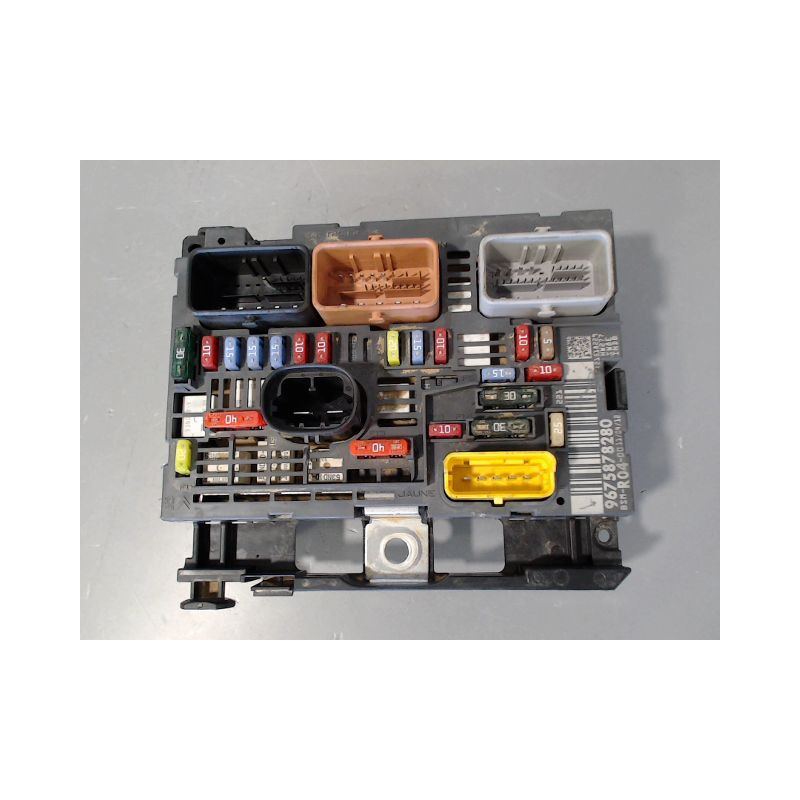 BOITE A FUSIBLES PEUGEOT PARTNER TEPEE 2008-