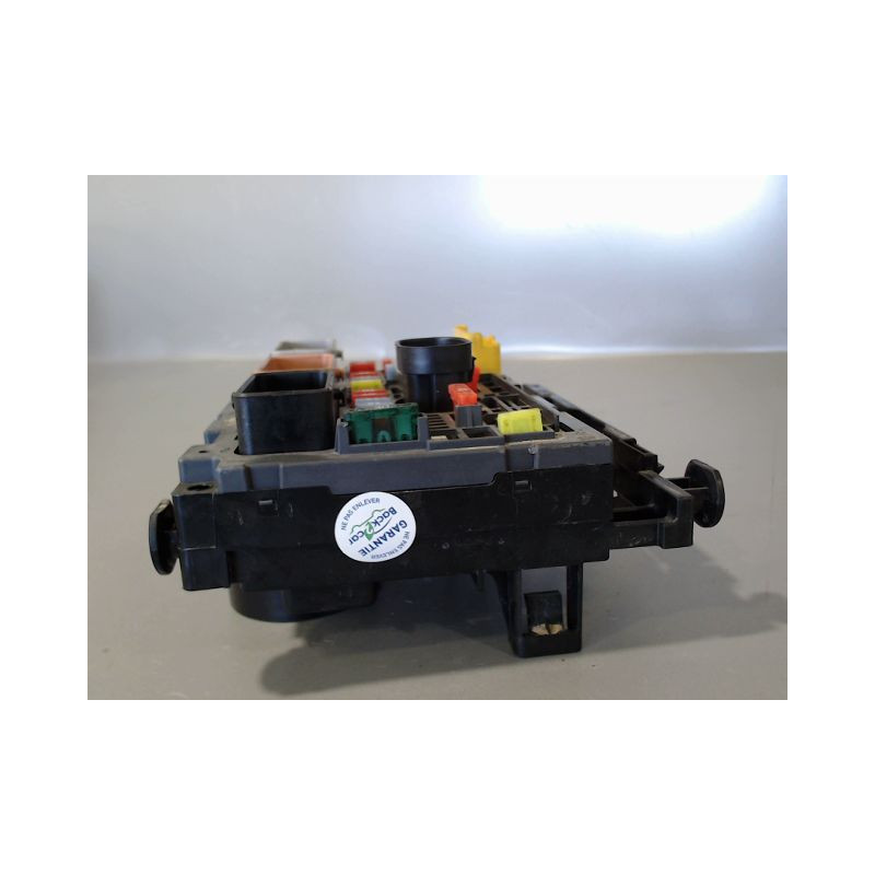 BOITE A FUSIBLES PEUGEOT PARTNER TEPEE 2008-
