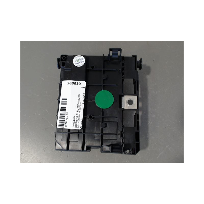BOITE A FUSIBLES CITROEN C3