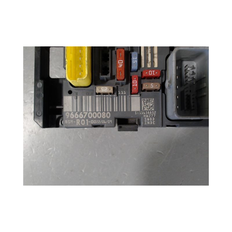 BOITE A FUSIBLES CITROEN C4 PICASSO LONG
