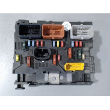 BOITE A FUSIBLES CITROEN C4 PICASSO
