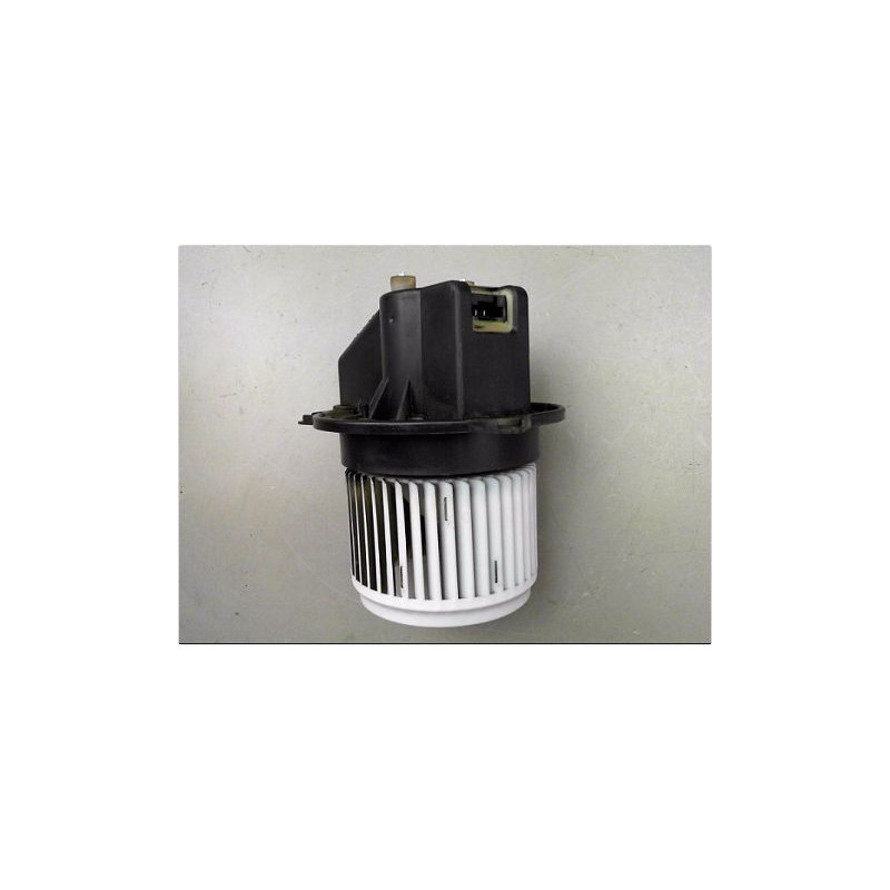 MOTEUR VENTILATEUR CHAUFFAGE FIAT PANDA III 2012-
