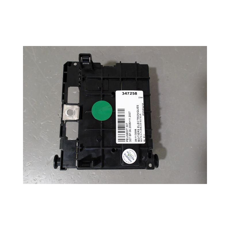 BOITE A FUSIBLES PEUGEOT 307 2005-2007