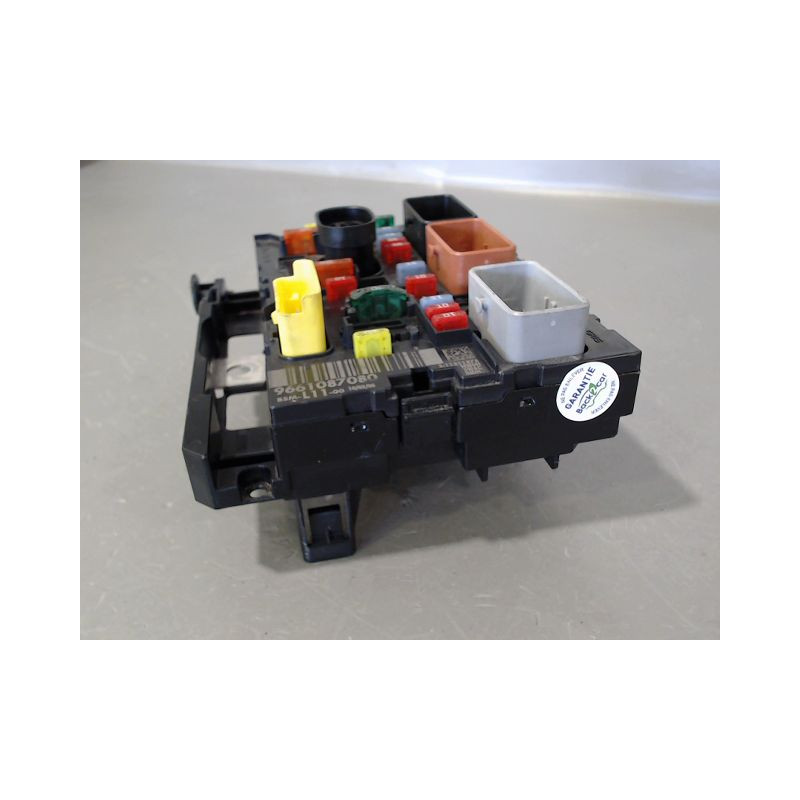 BOITE A FUSIBLES PEUGEOT 307 SW 2005-
