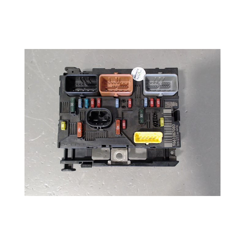 BOITE A FUSIBLES PEUGEOT 307 2005-2007