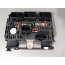 BOITE A FUSIBLES CITROEN C4