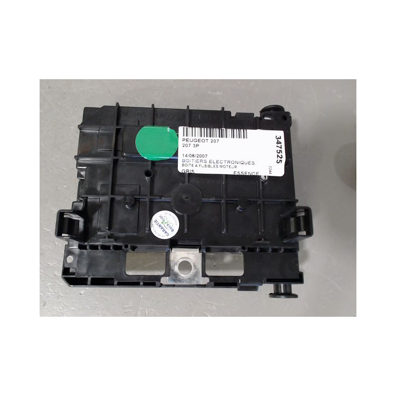 BOITE A FUSIBLES PEUGEOT 207 3P