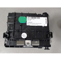 BOITE A FUSIBLES PEUGEOT 207 3P