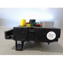BOITE A FUSIBLES PEUGEOT 307 SW 02-05