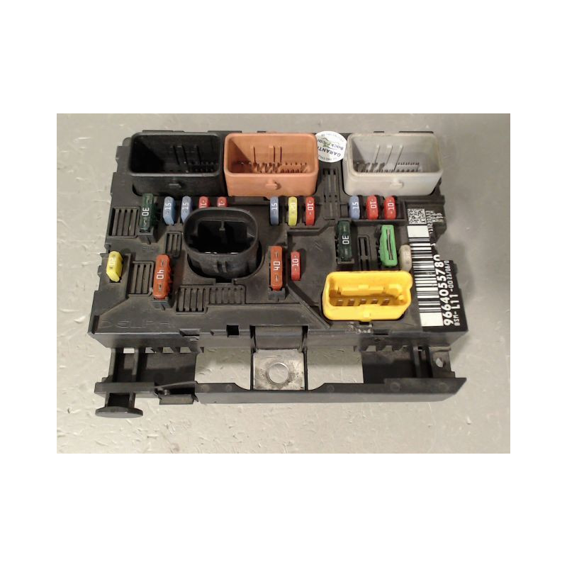BOITE A FUSIBLES PEUGEOT 307 SW 2005-