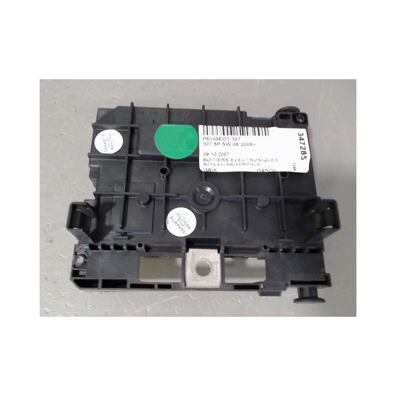 BOITE A FUSIBLES PEUGEOT 307 SW 2005-
