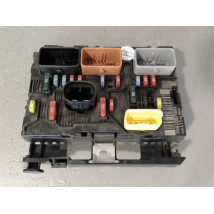 BOITE A FUSIBLES PEUGEOT 307 SW 2005-