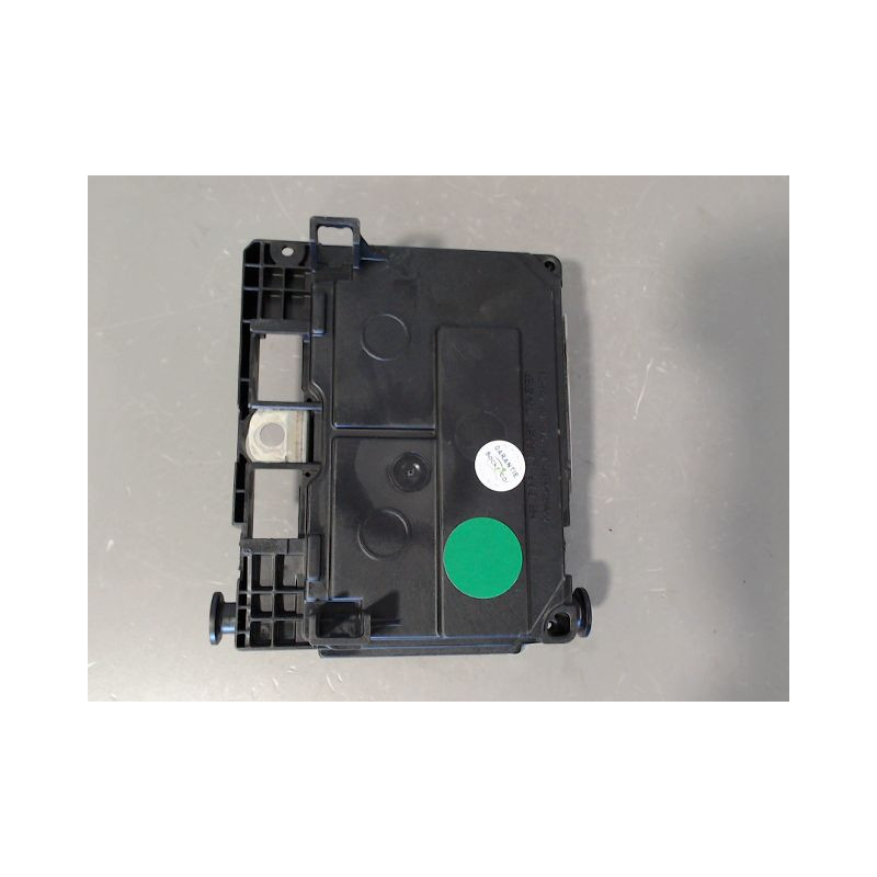 BOITE A FUSIBLES PEUGEOT 407