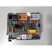 BOITE A FUSIBLES PEUGEOT 207 3P