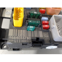 BOITE A FUSIBLES PEUGEOT 207 3P