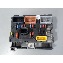BOITE A FUSIBLES PEUGEOT 307 SW 2005-