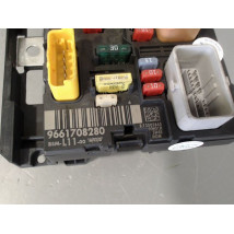 BOITE A FUSIBLES PEUGEOT 307 SW 2005-