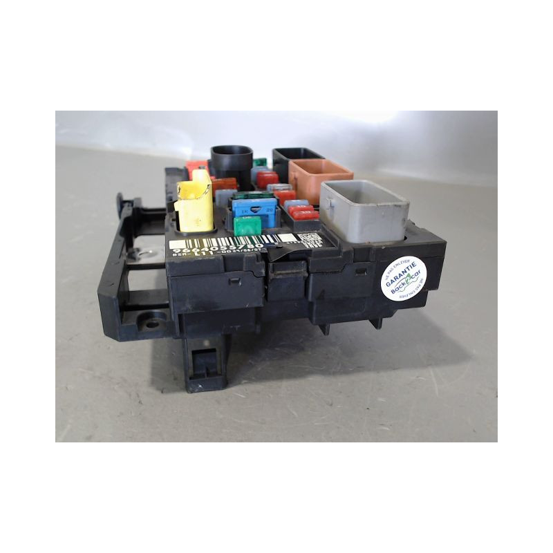 BOITE A FUSIBLES PEUGEOT 207 2007-