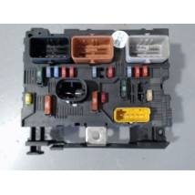 BOITE A FUSIBLES PEUGEOT 307 SW 2005-