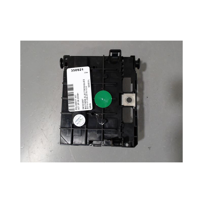 BOITE A FUSIBLES PEUGEOT 307 2005-