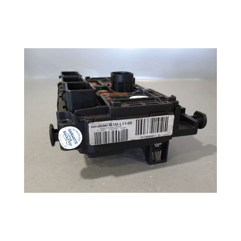 BOITE A FUSIBLES CITROEN C5 2004-2008