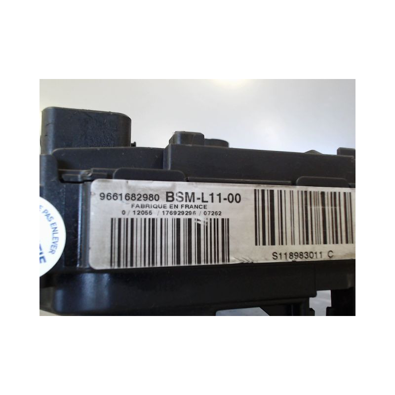 BOITE A FUSIBLES CITROEN C5 2004-2008