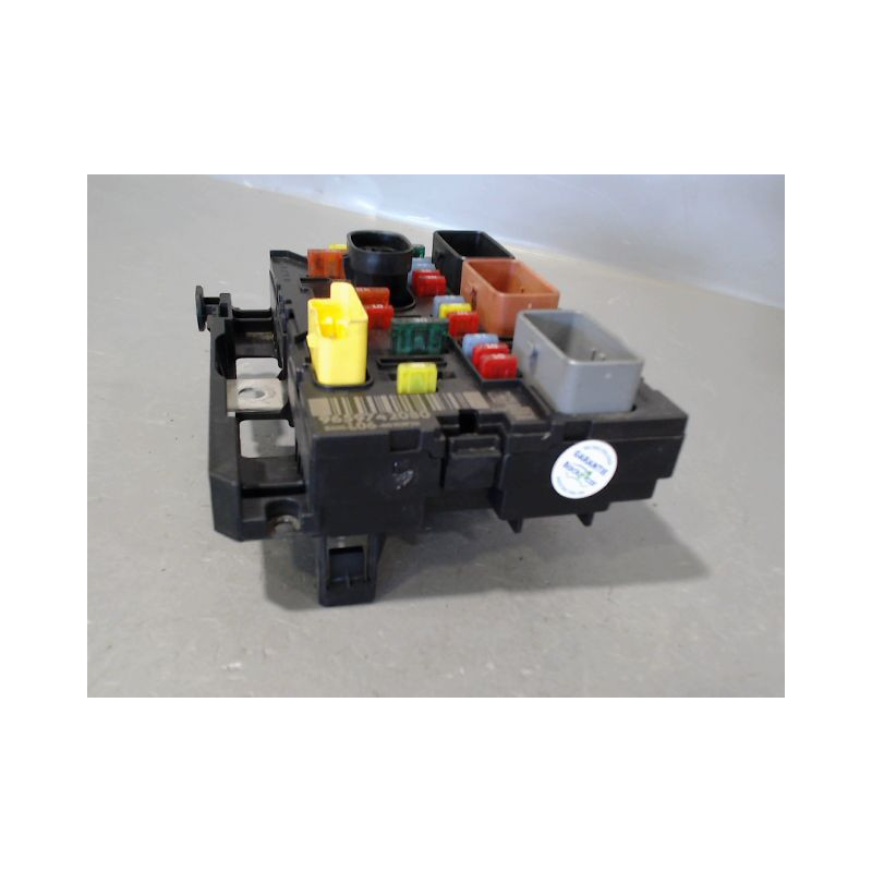 BOITE A FUSIBLES PEUGEOT 307 2005-2007