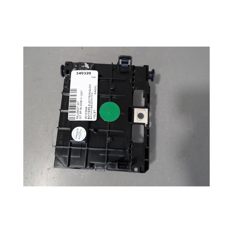 BOITE A FUSIBLES PEUGEOT 307 2005-2007