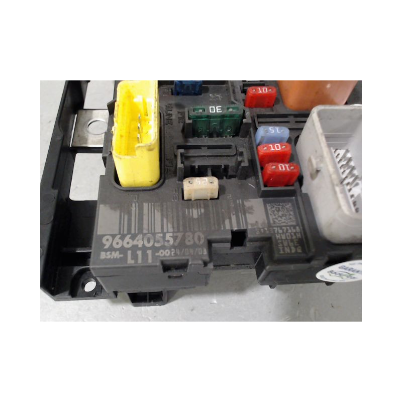BOITE A FUSIBLES PEUGEOT 207 2007-