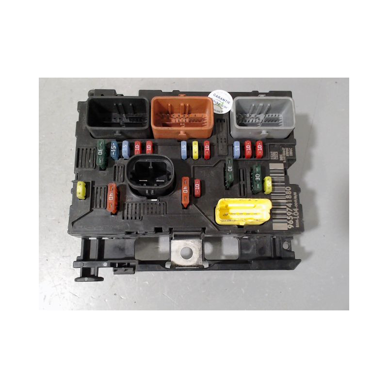 BOITE A FUSIBLES PEUGEOT 307 2001-2005