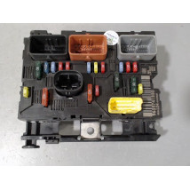 BOITE A FUSIBLES PEUGEOT 307 2001-2005
