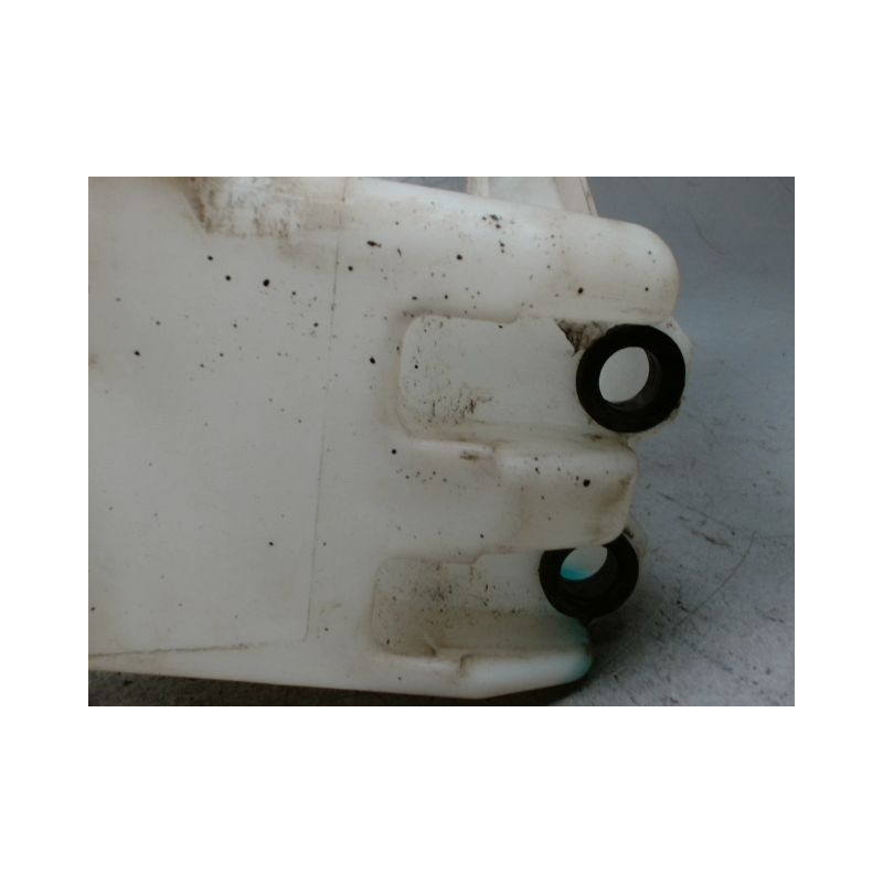 RESERVOIR LAVE-GLACE AVANT SUZUKI SWIFT