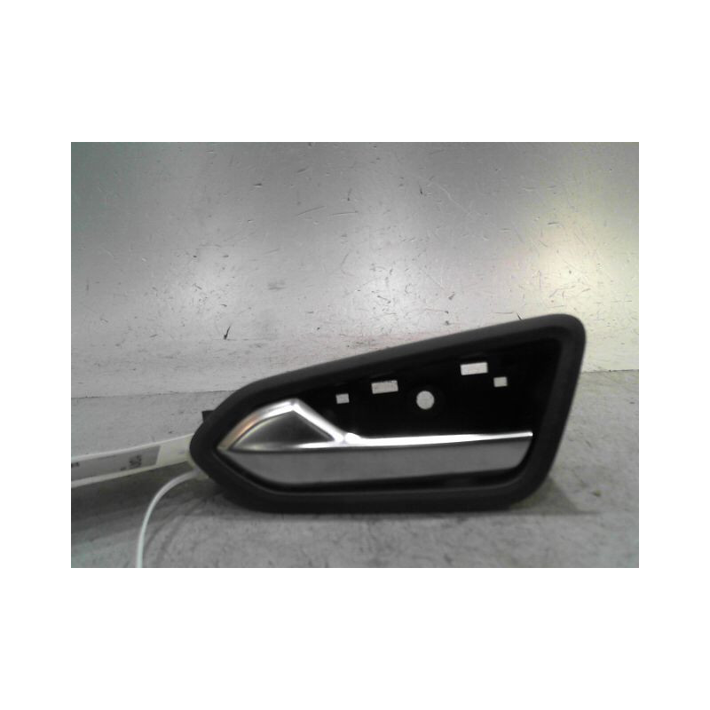 POIGNEE INTERIEURE PORTE AVANT GAUCHE RENAULT CAPTUR