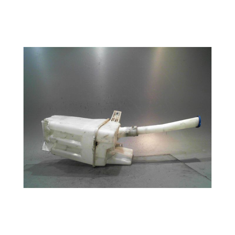 RESERVOIR LAVE-GLACE AVANT TOYOTA COROLLA
