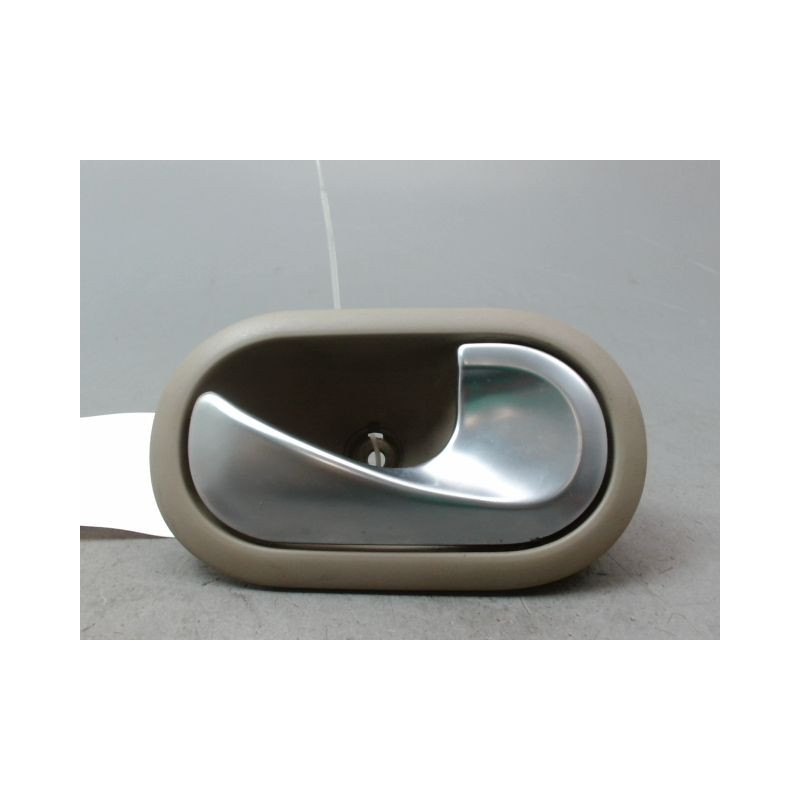 POIGNEE INTERIEURE PORTE ARRIERE DROIT RENAULT MODUS Phase 1 2004-2007