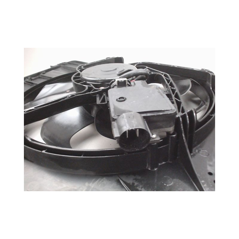 MOTEUR VENTILATEUR RADIATEUR FORD KUGA