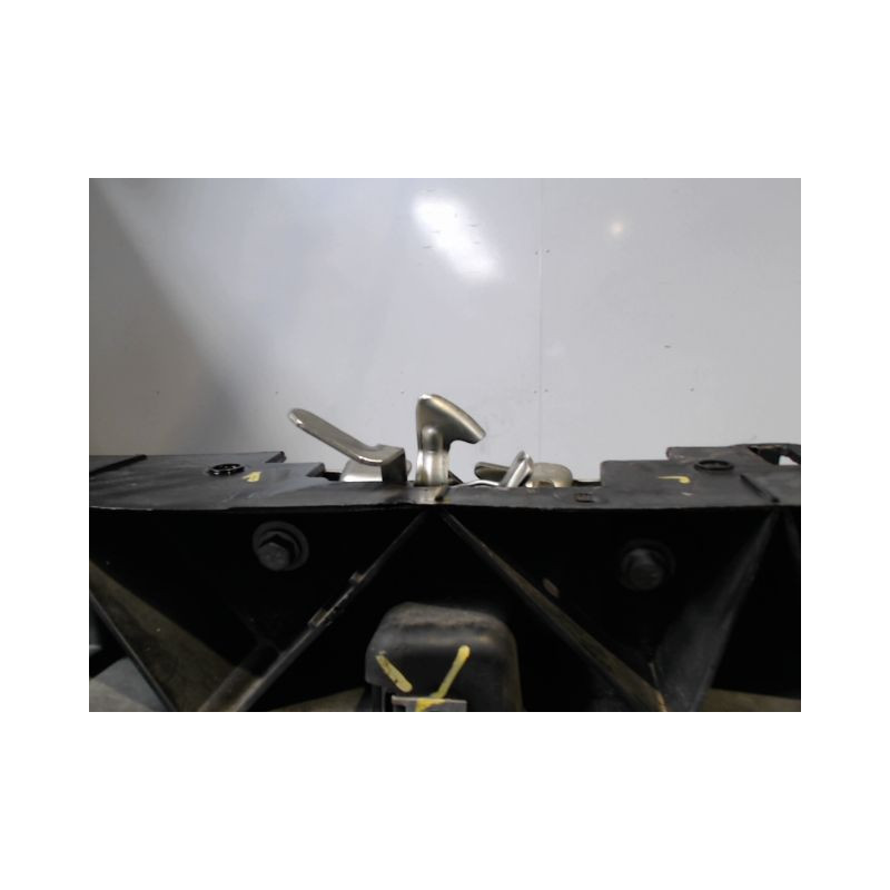 FACE AVANT RENAULT CLIO III 2010-