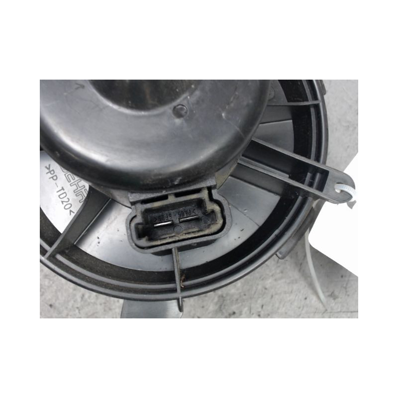 MOTEUR VENTILATEUR CHAUFFAGE PEUGEOT 206 3P