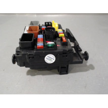 BOITE A FUSIBLES PEUGEOT 207