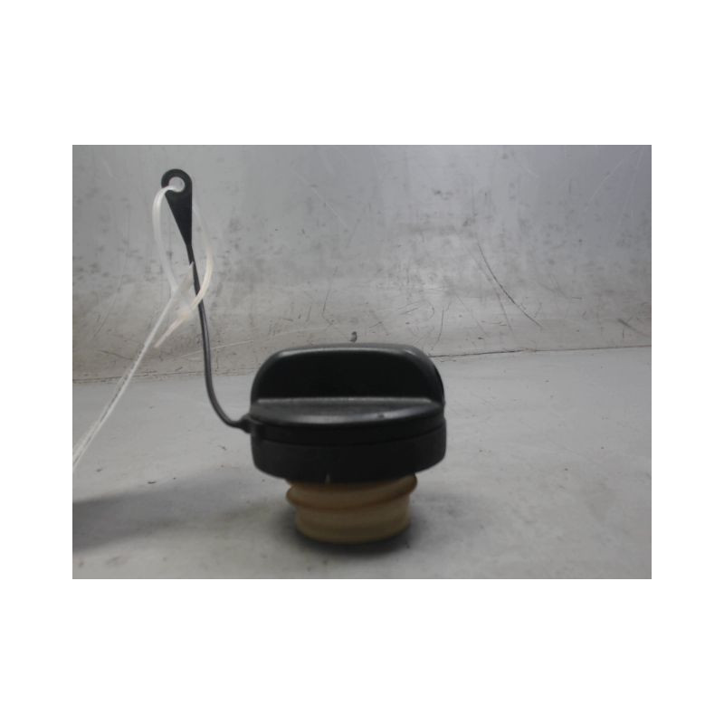 BOUCHON RESERVOIR A CARBURANT SUZUKI ALTO 5 PTES
