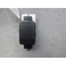 COMMANDE LEVE-GLACE PORTE AVD SUZUKI ALTO 5 PTES