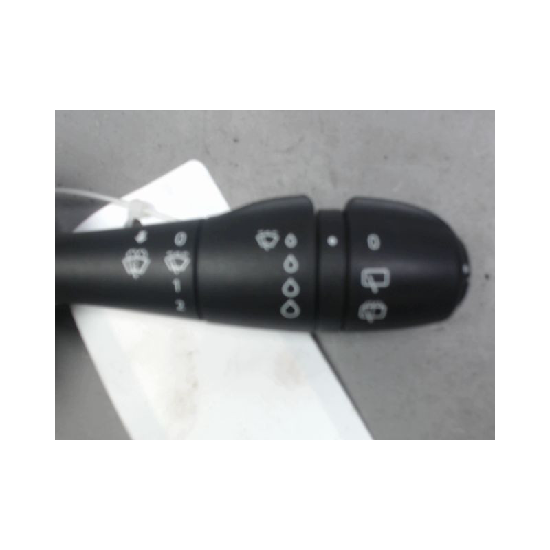 COMMANDE ESSUIE GLACE RENAULT CLIO IV 2012-