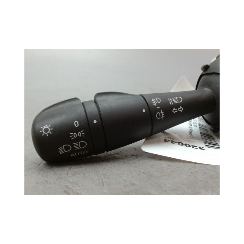 COMMANDE ECLAIRAGE RENAULT CLIO IV Phase 1 2012-...