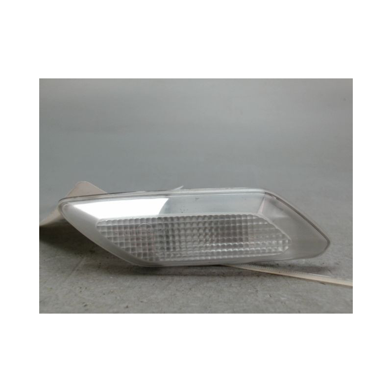 REPETITEUR AILE GAUCHE DACIA SANDERO 2008-