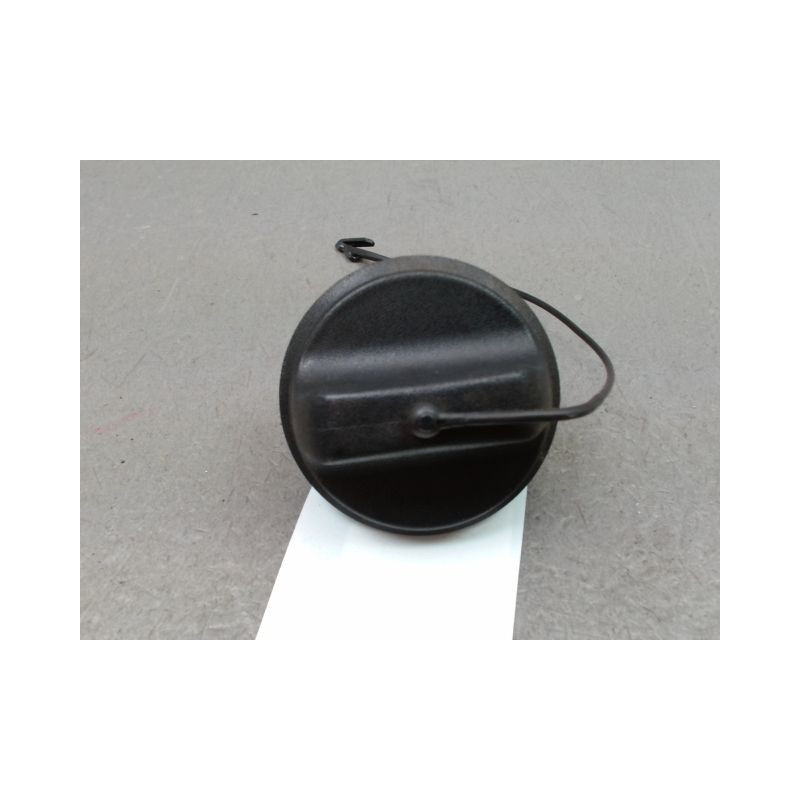 BOUCHON RESERVOIR A CARBURANT RENAULT CLIO