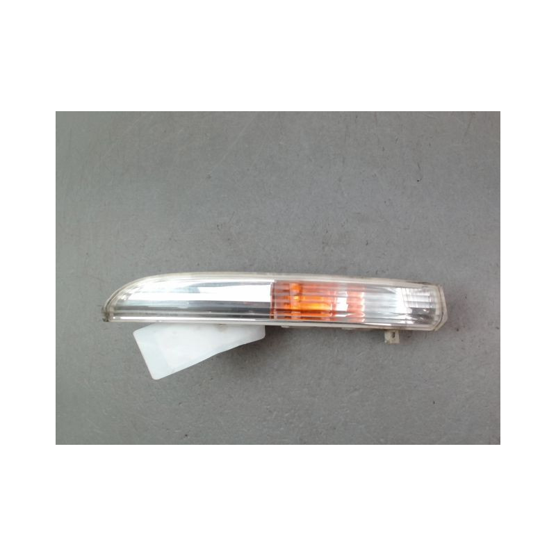 CLIGNOTANT DROIT VOLKSWAGEN PASSAT BERL. V 2005-2010