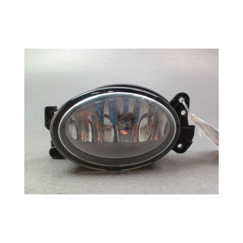 PHARE ANTIBROUILLARD AVANT GAUCHE MERCEDES CLASSE C COUPE SPORT