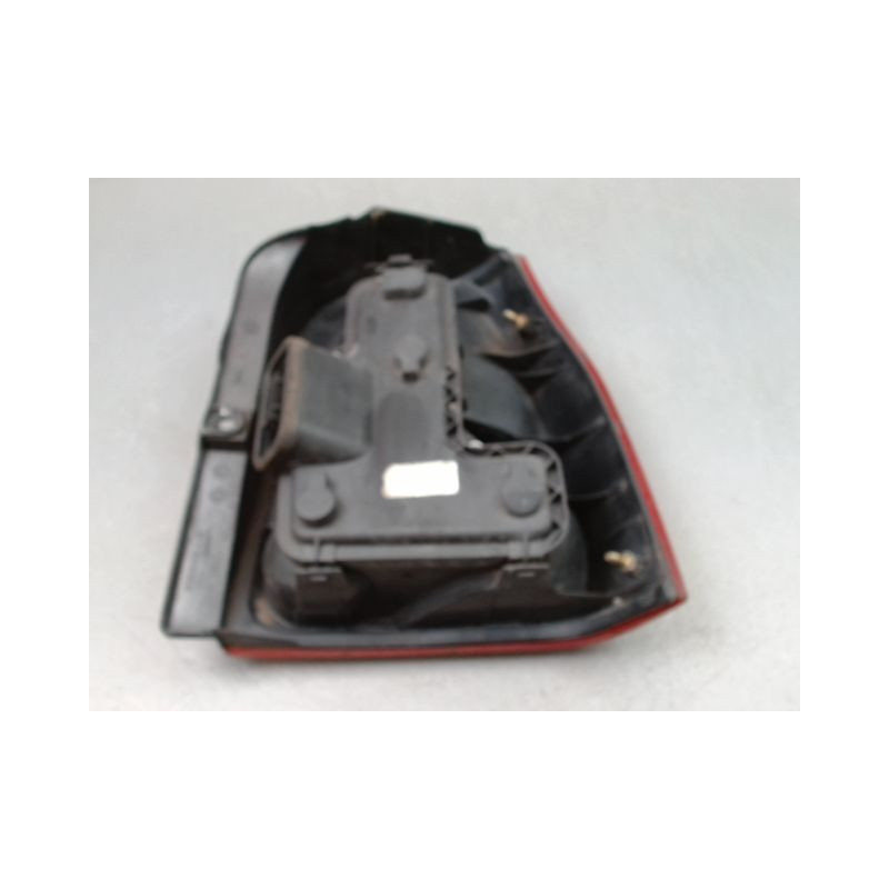 FEU ARRIERE GAUCHE  VOLKSWAGEN LUPO 1998-2005