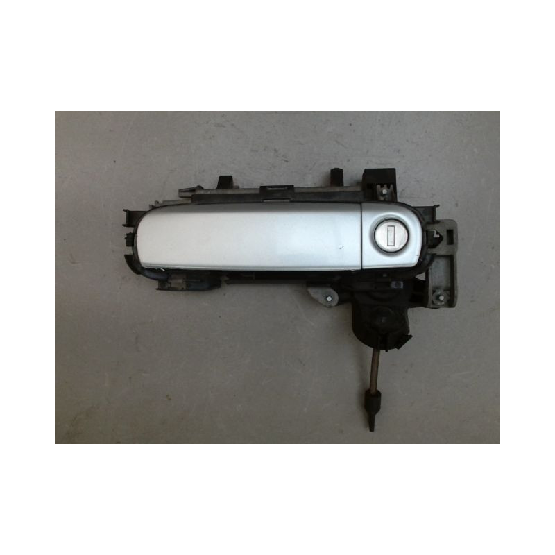 POIGNEE EXTERIEURE PORTE AVANT GAUCHE AUDI A4