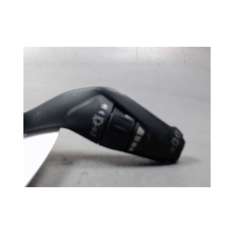 COMMANDE ESSUIE GLACE FORD FOCUS